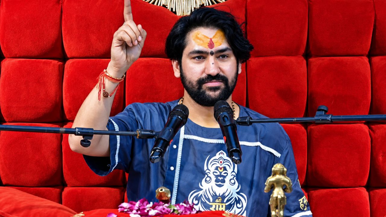Dhirendra Krishna Shastri