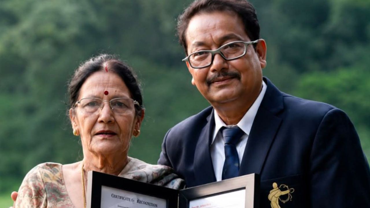 aspal Rana and his mother