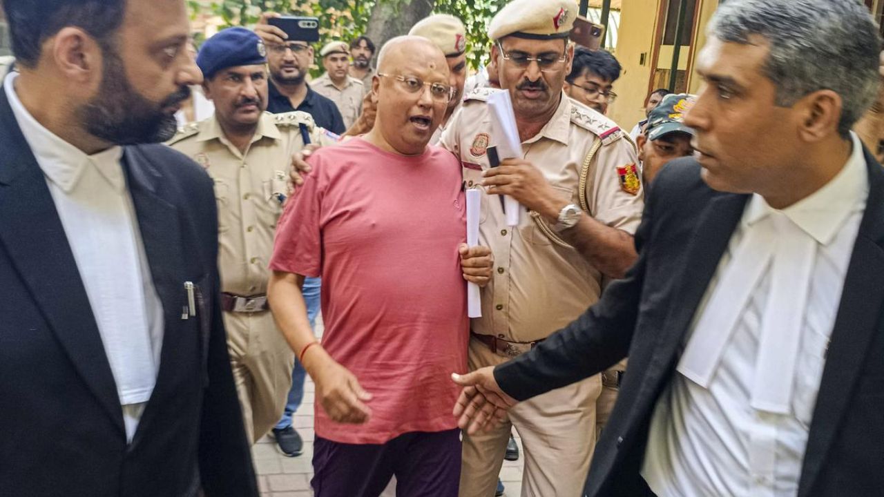 Chaitanyanand Saraswatiच