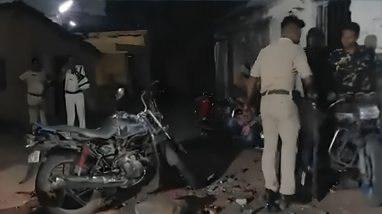 Asansol Police Post Attack