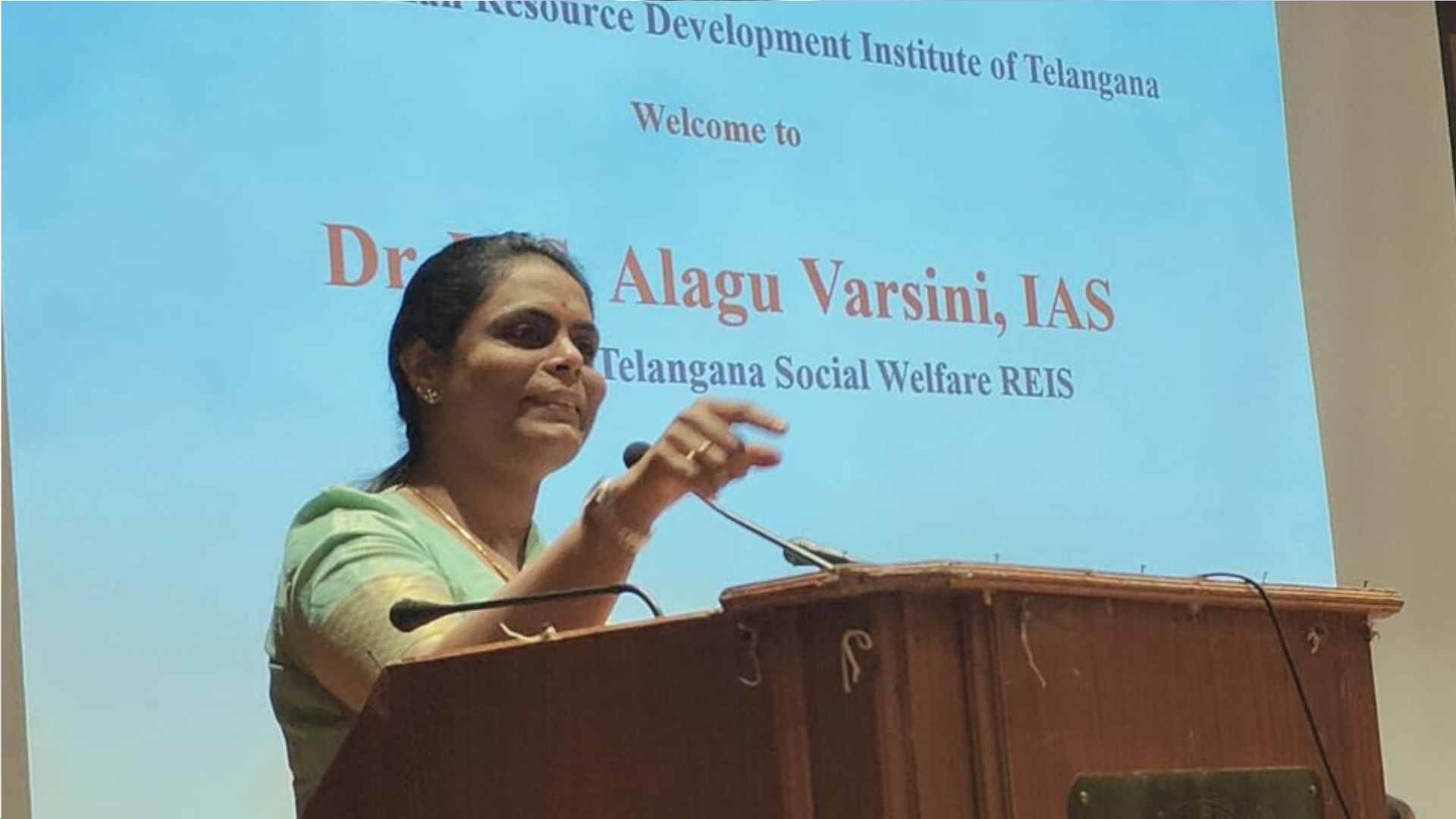 Alagu Varshini IAS