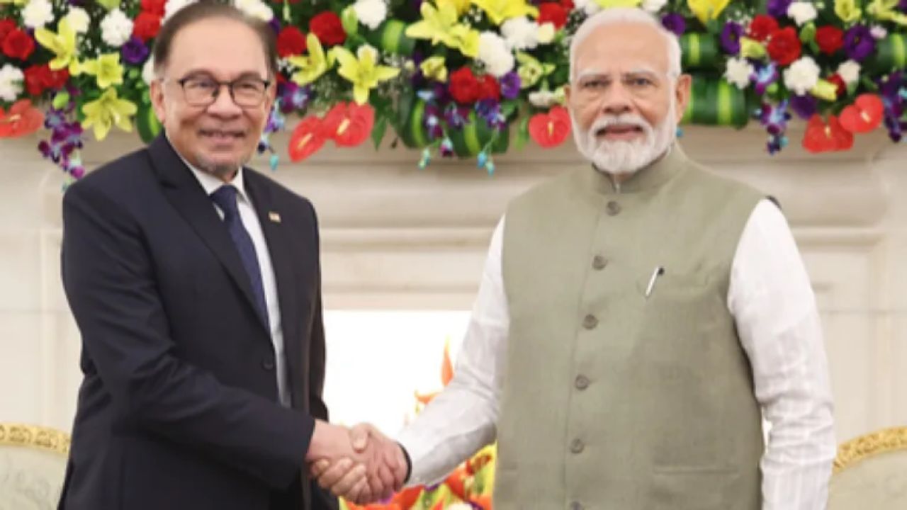 Anwar Ibrahim modi