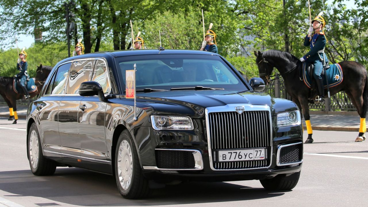 Image of Aurus Senat Limousine