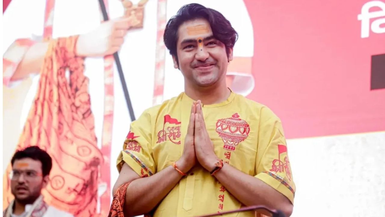 बाबा बागेश्वर । Photo Credit: PTI