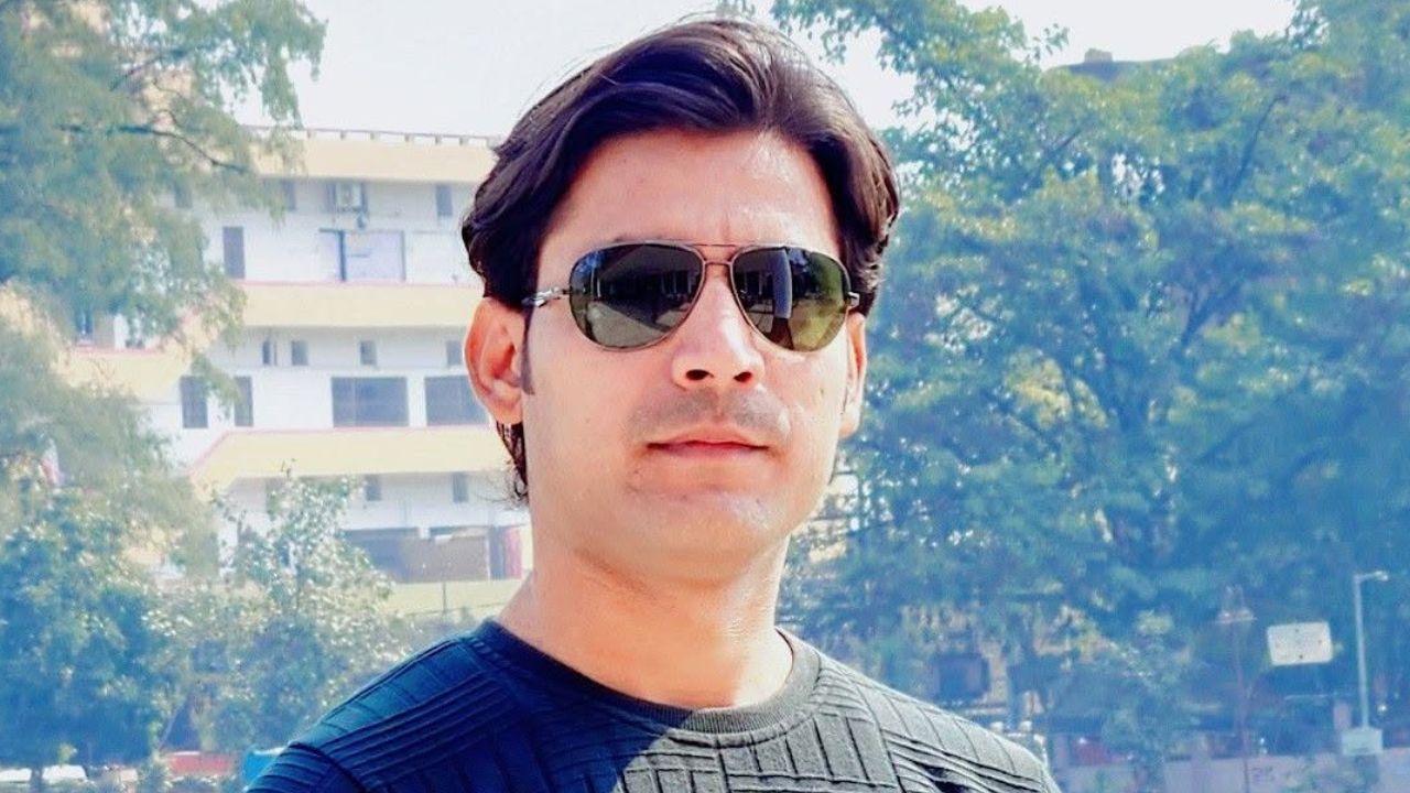 Bharat Bhushan Tiwari