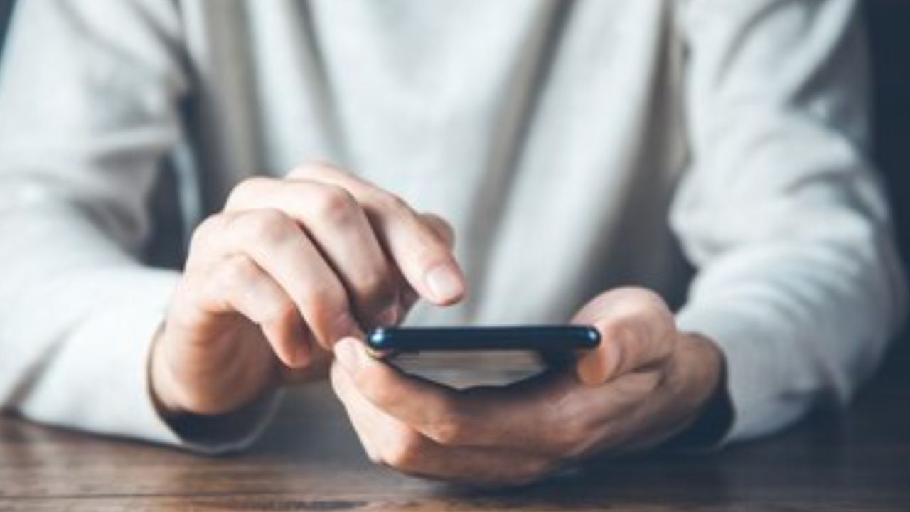 checking phone cause Nomophobia