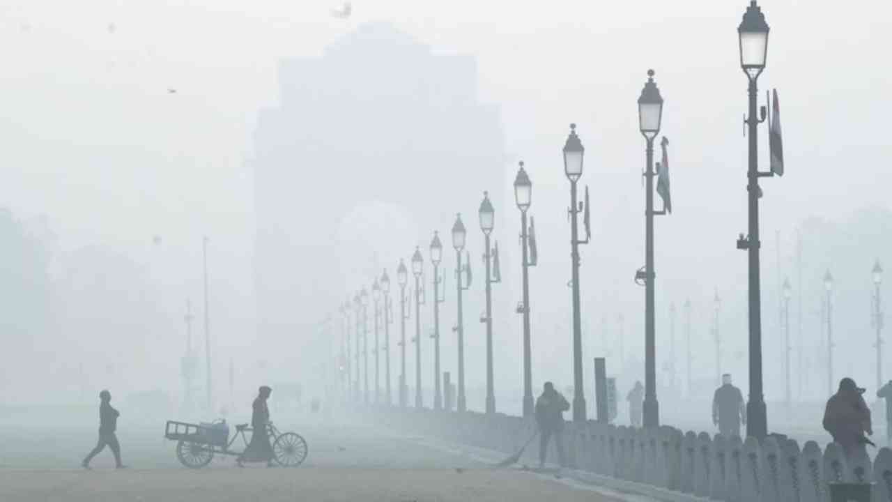 Delhi-NCR dense fog today 