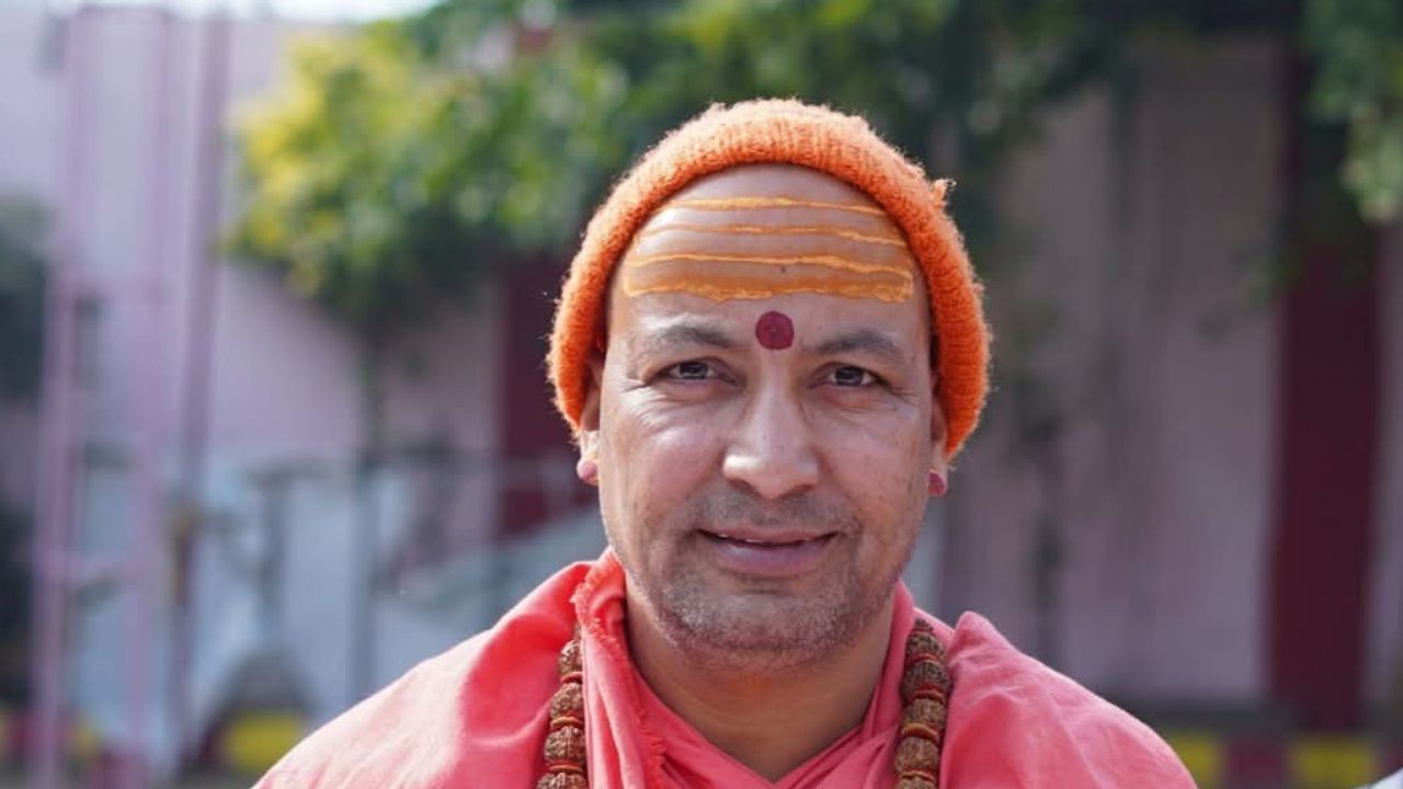 Swami Dineshanand