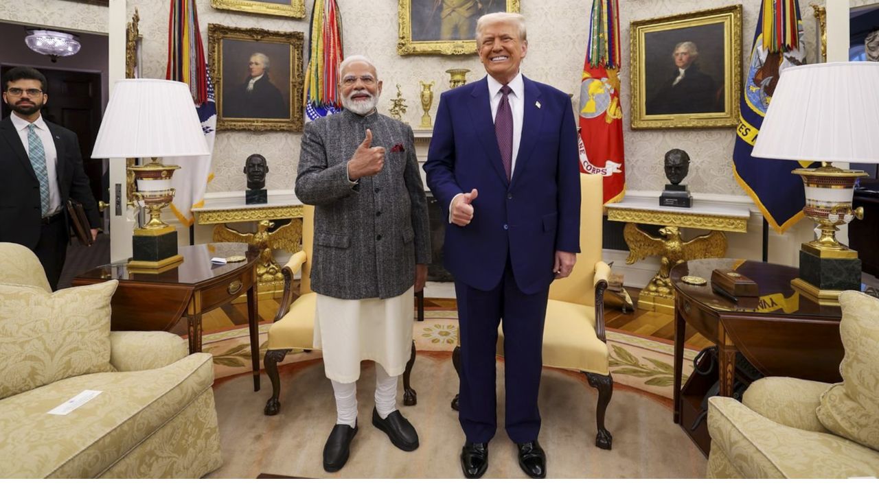 PM Modi and donald trump । Photo Credit: PTI
