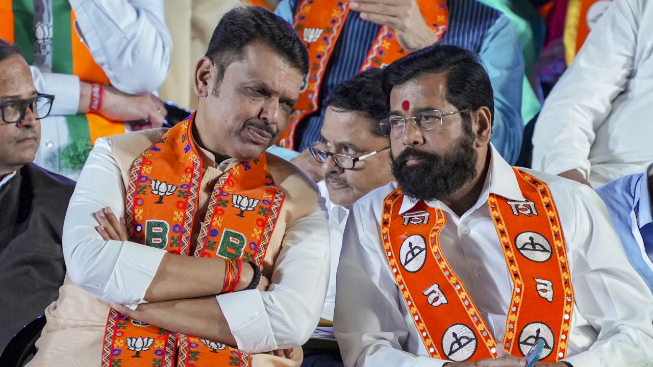 देवेंद्र फडणवीस और एकनाथ शिंदे । Photo Credit: PTI