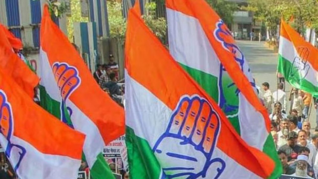 congress flag । Photo Credit: PTI