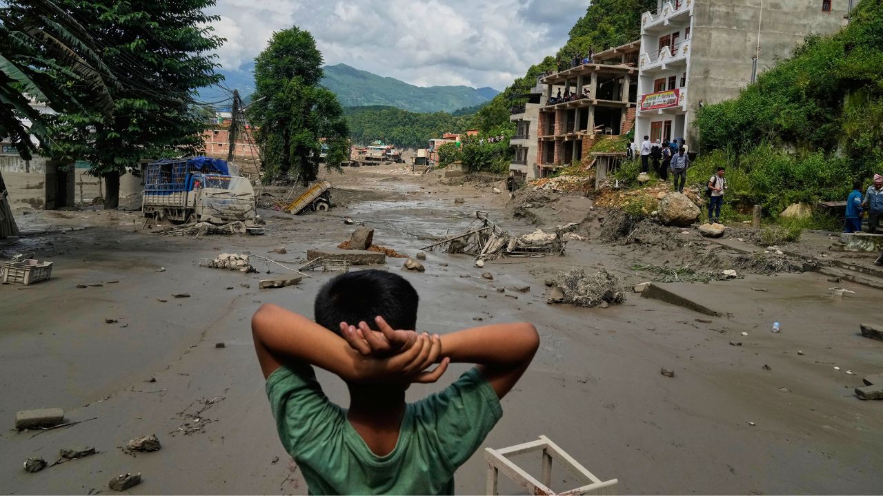 aftermath of nepal floods