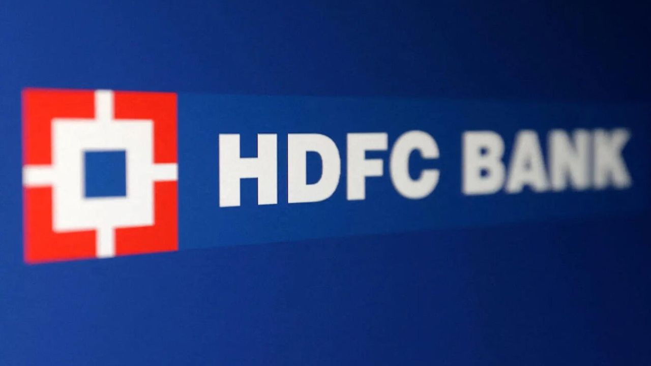 HDFC bank chairman