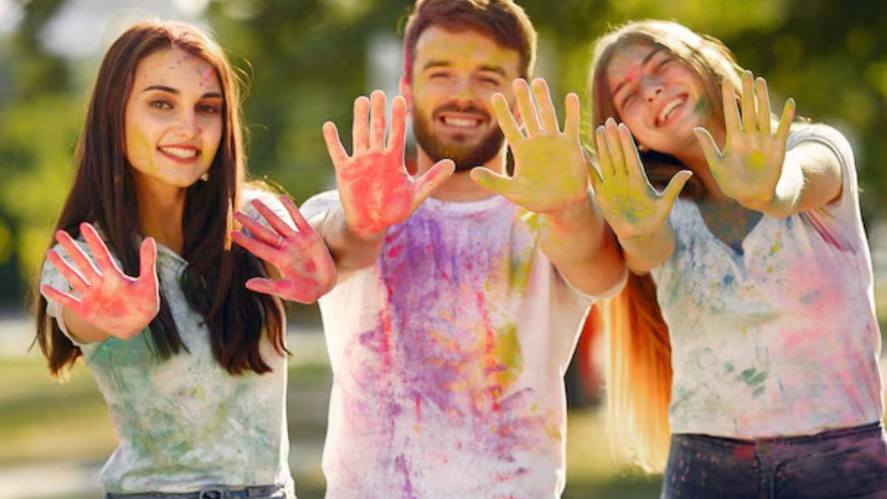 diabetic patients playing holi