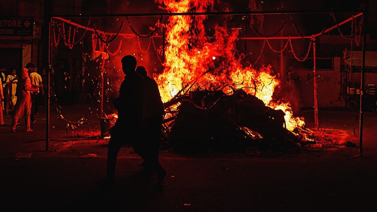 Image of Holika Dahan