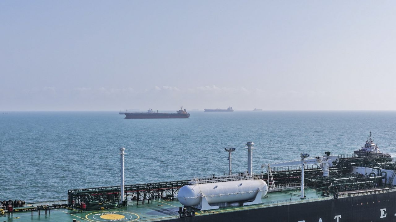 Hormuz strait