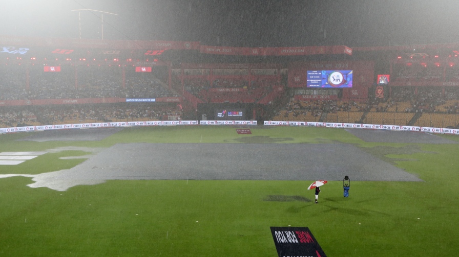  M Chinnaswamy Stadium Rain
