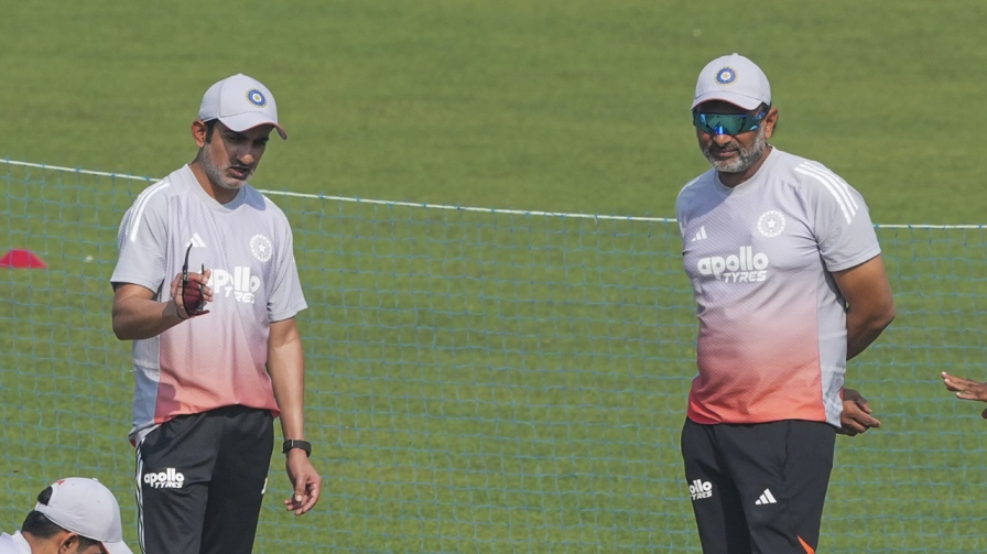 Gautam Gambhir Sitanshu Kotak Coach