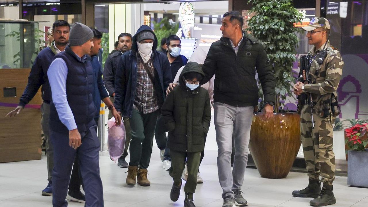 illegal immigrants returning to india