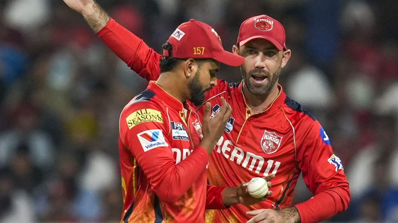 Mexwell and shreyas aiyyar : Photo Credit: PTI