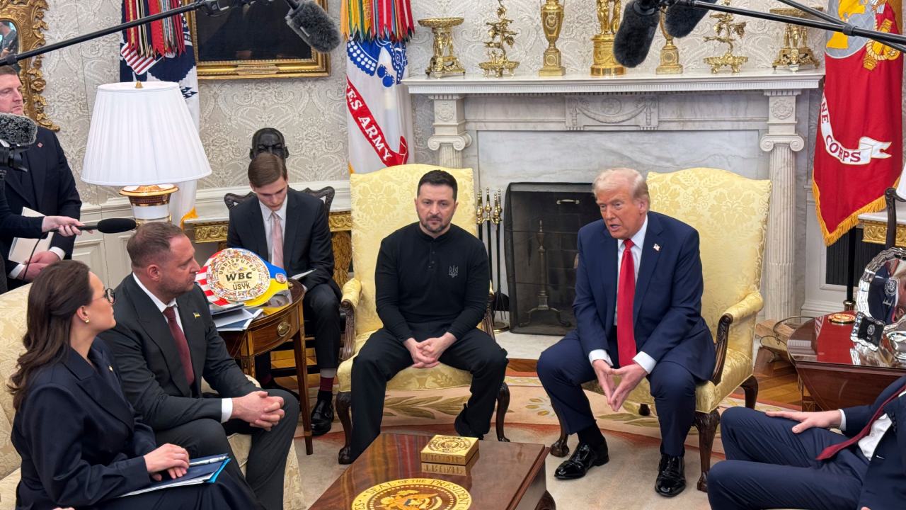 Volodymyr Zelensky on White House