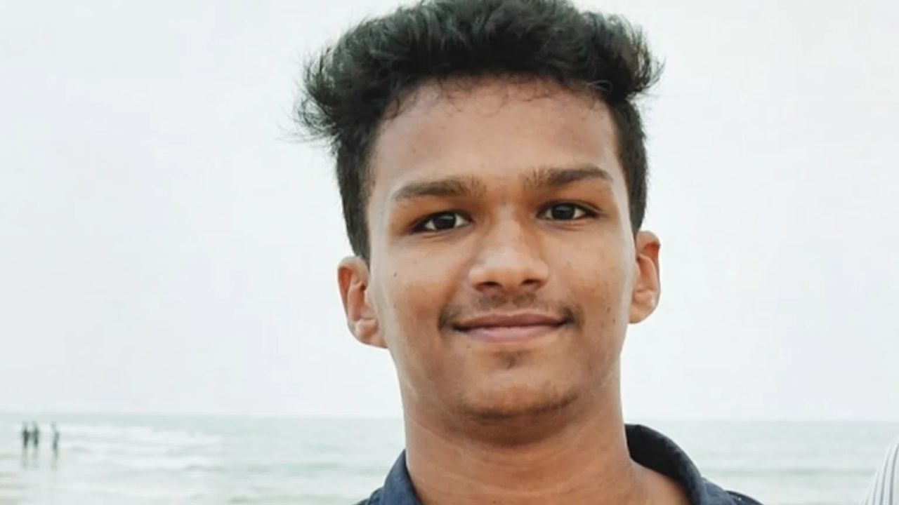 छात्र की प्रतीकात्मक तस्वीर । Photo Credit: AI Generated