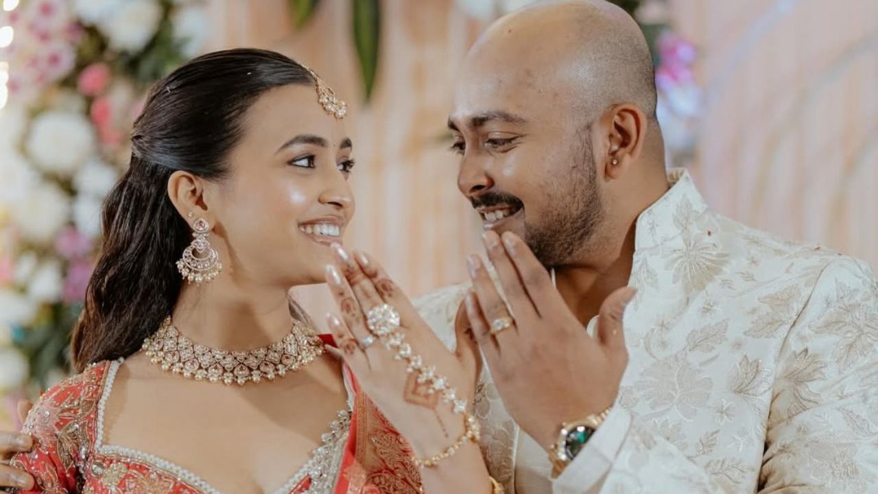 Prithvi Shaw gets engaged with girlfriend Akriti Agarwal