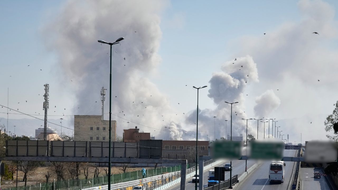 Israel fired white phosphorus in Lebanon