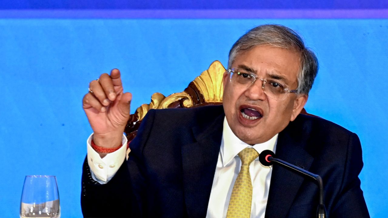 193 opposition MPs sign for Gyanesh Kumar removal