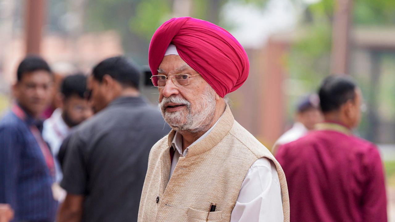 Union Minister Hardeep Singh Puri