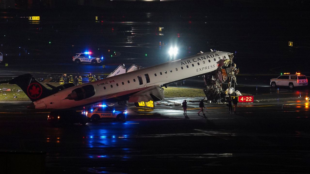 Canada Air crash at New York LaGuardia airport