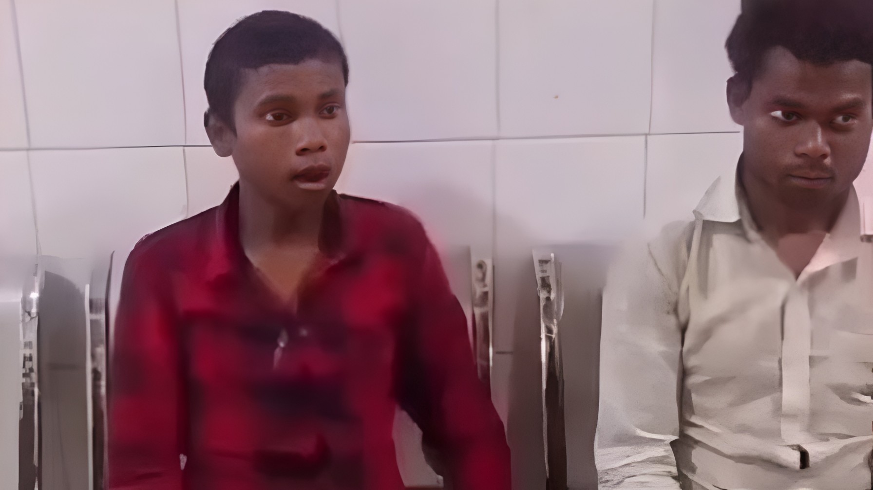 Do people with rabies bark like dogs