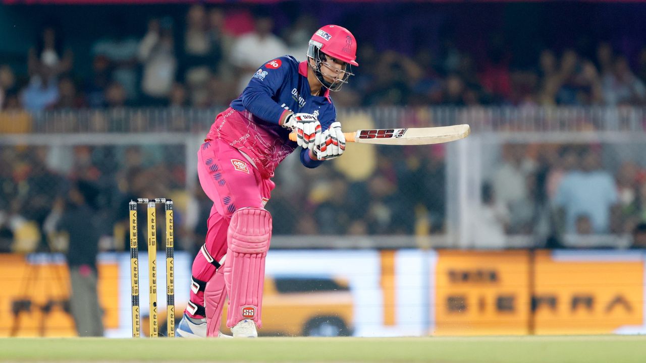 players who debut IPL before Vaibhav Sooryavanshi birth and play 2026