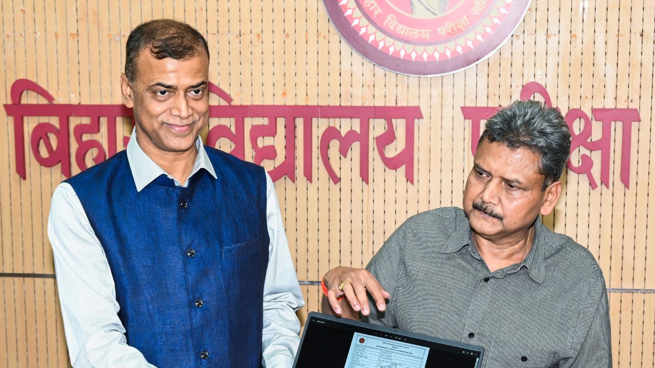 Bihar government transfers IAS officers