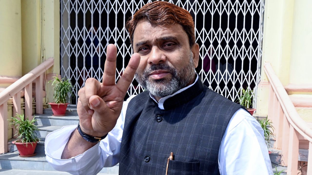 Akhtarul Iman attack samrat government for Vande Mataram