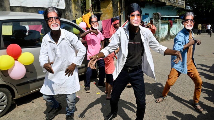 Gujarat Police arrested convict who work in Bollywood