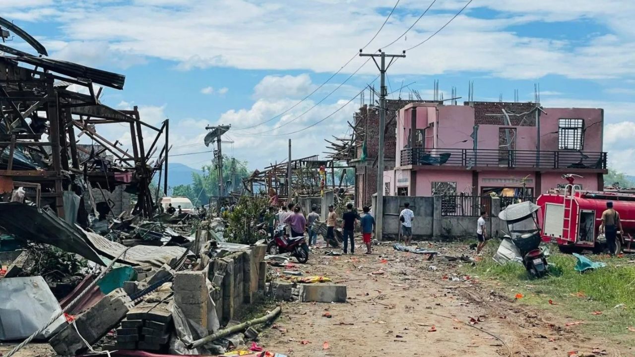 Myanmar blast near china border