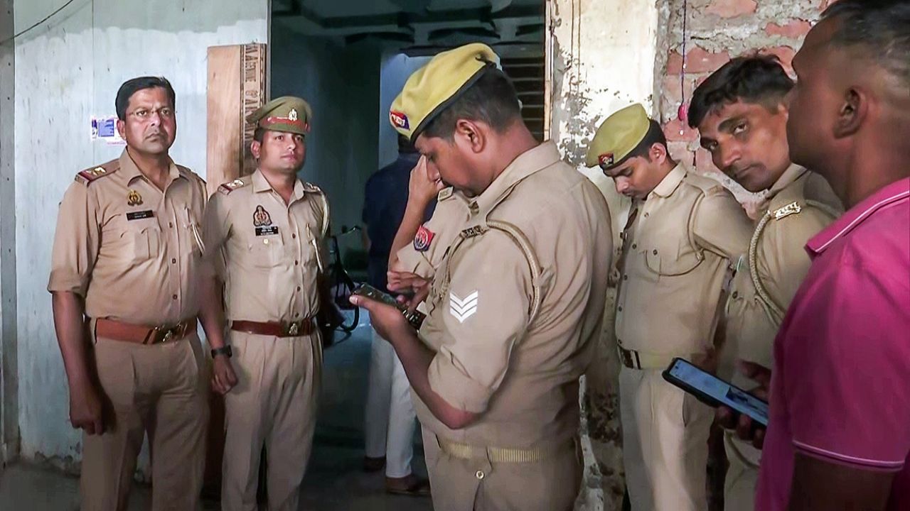 Newborn trafficking gang busted in Ghaziabad