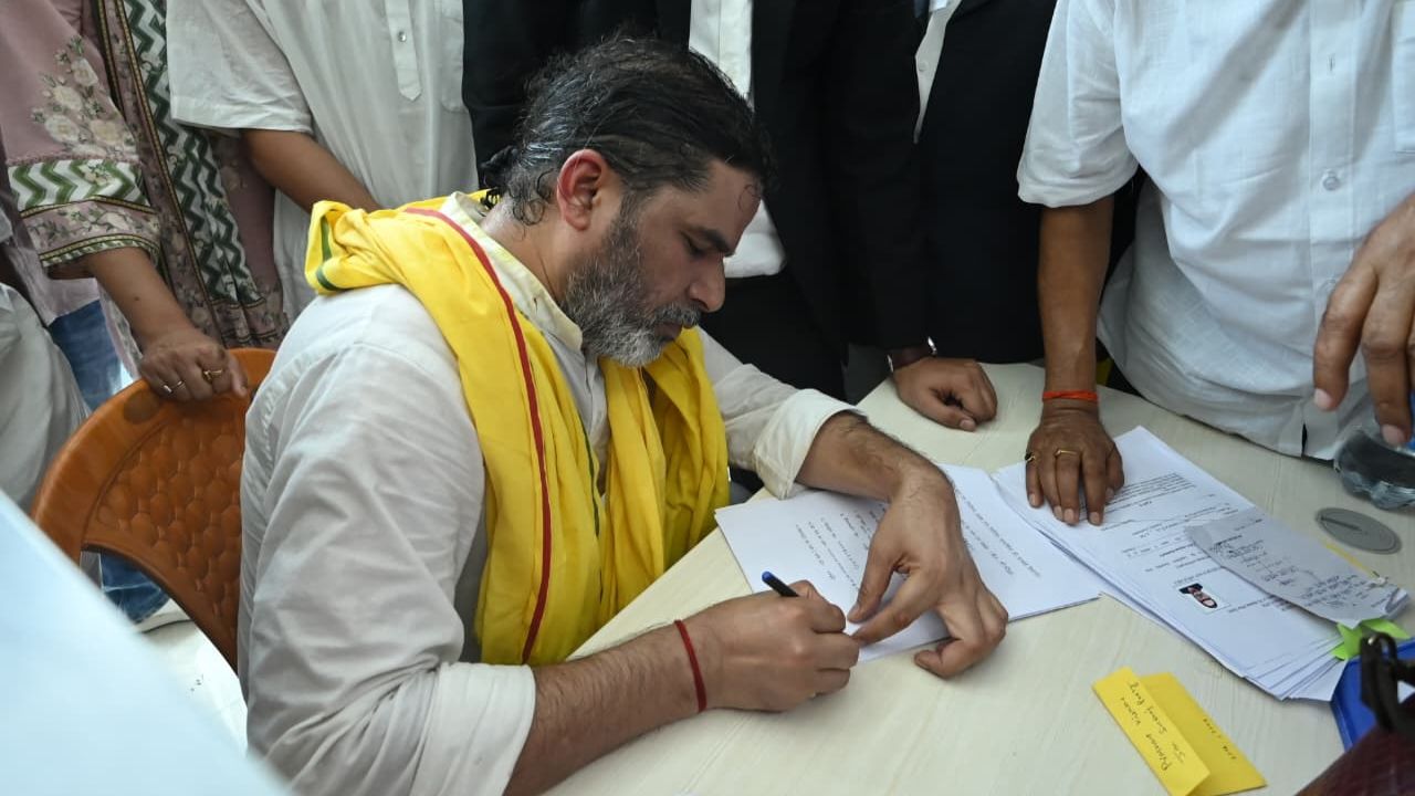 Prashant Kishor Jan Suraaj leader KC Sinha joins BJP