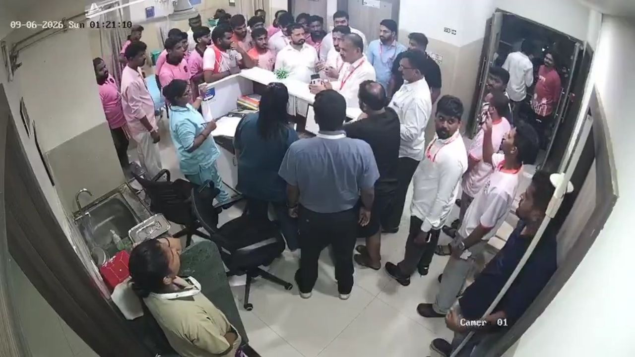 Shiv Sena face FIR on Palghar hospital dispute