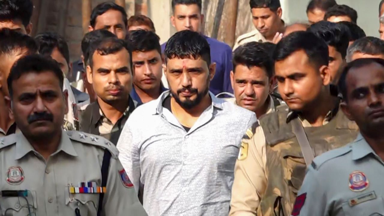 Kala Jatheri visits home after Dwarka Court granted 7 hour custody parole