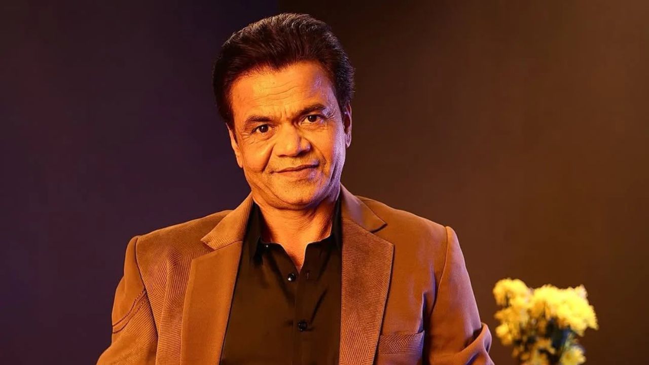 Tej Pratap Yadav Sonu Sood helps Rajpal Yadav for 9 crore cheque bounce case