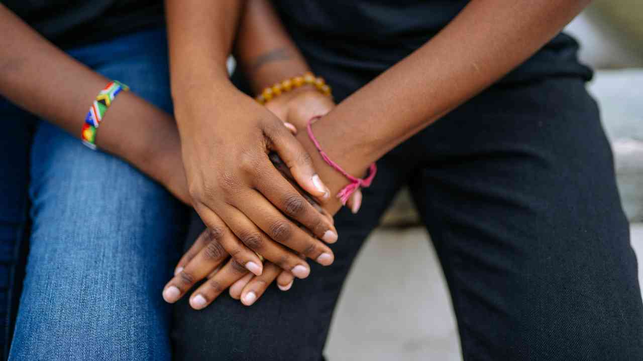 Gujrat news wife disappear with lesbian partner 
