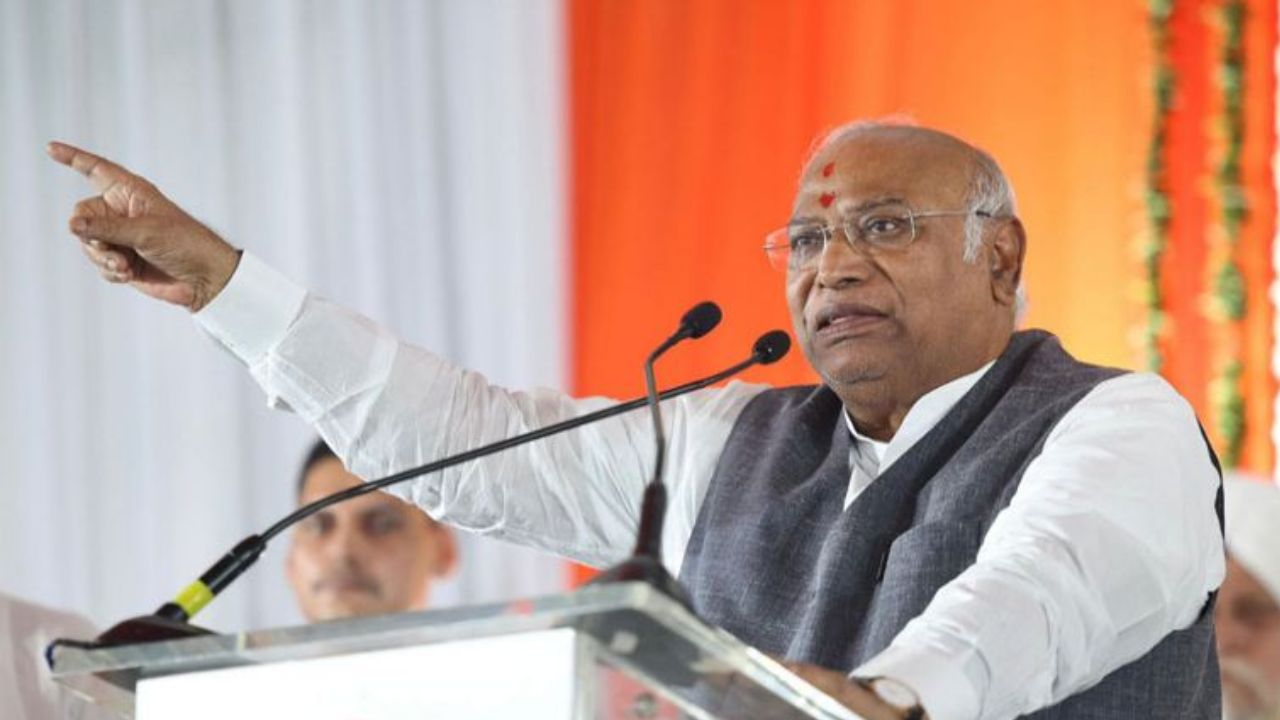 मल्लिकार्जुन खड़गे । Photo Credit: PTI