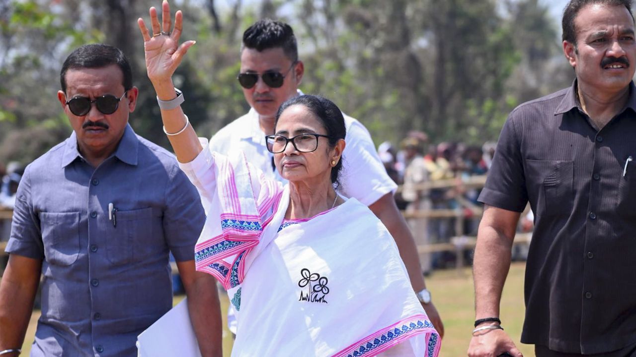ममता बनर्जी । Photo Credit: PTI
