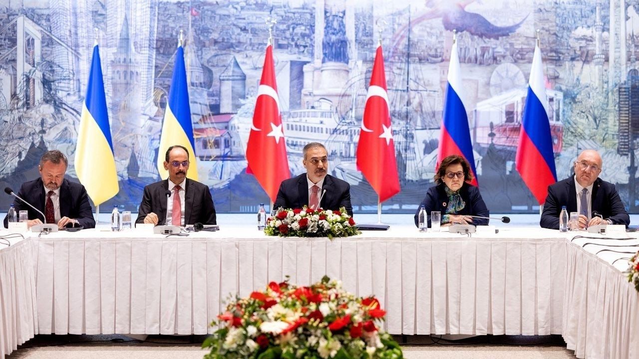  तुर्किए की मध्यस्थता में रूस यूक्रेन की मीटिंग । Photo Credit: @Intel_edge1