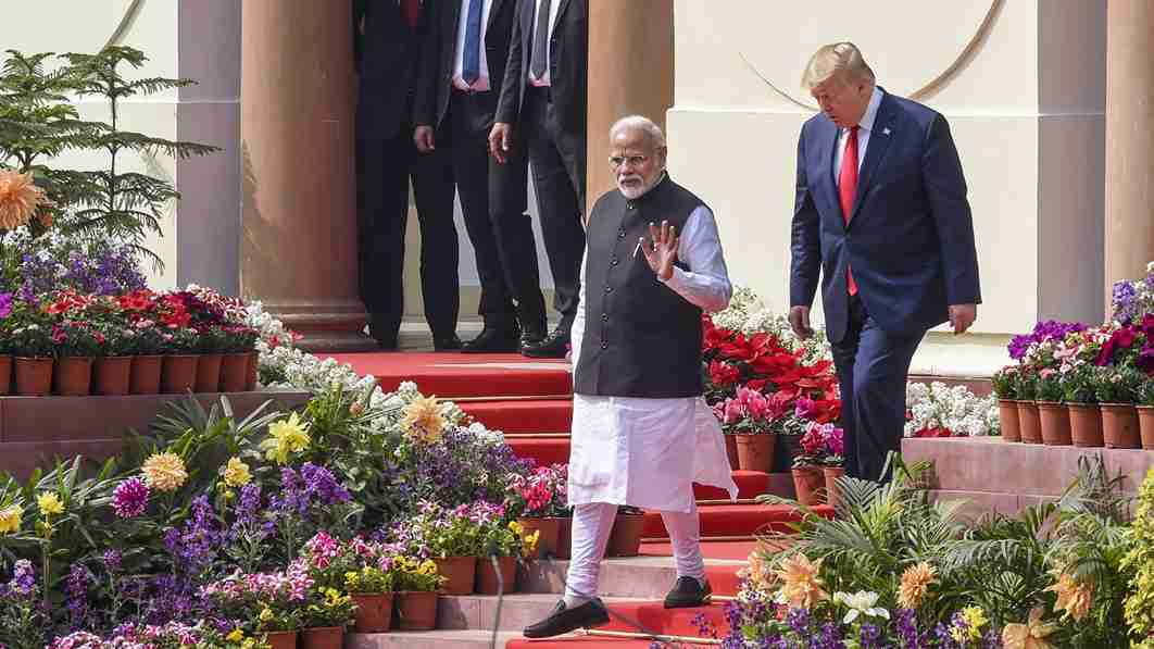 नरेंद्र मोदी और डोनाल्ड ट्रंप । Photo Credit: PTI