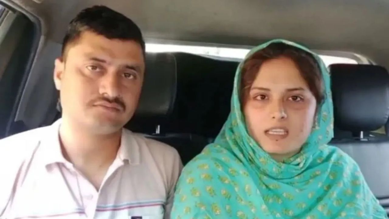 Munir and Minal Khan। Photo Credit: X/@Ieshan_W