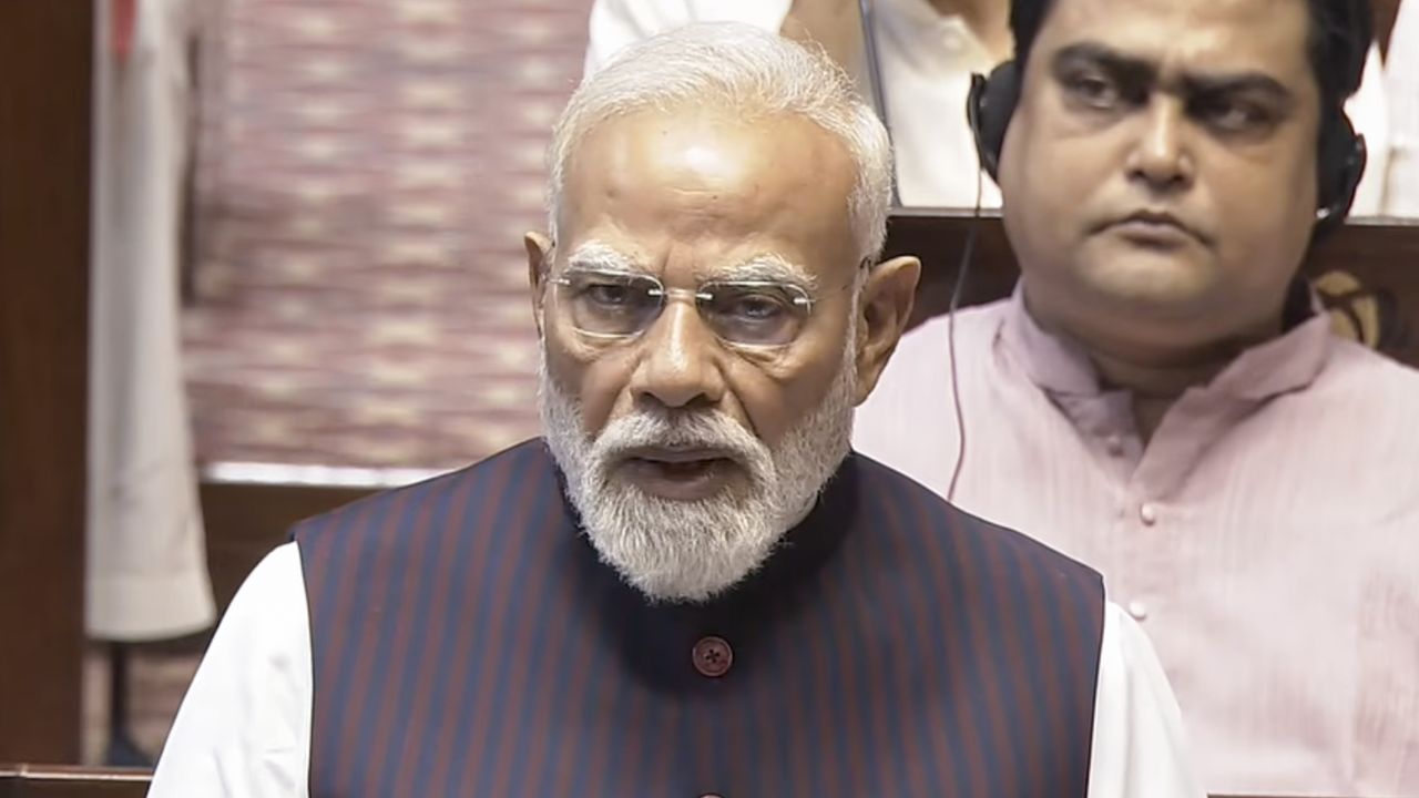 नरेंद्र मोदी । Photo Credit: PTI