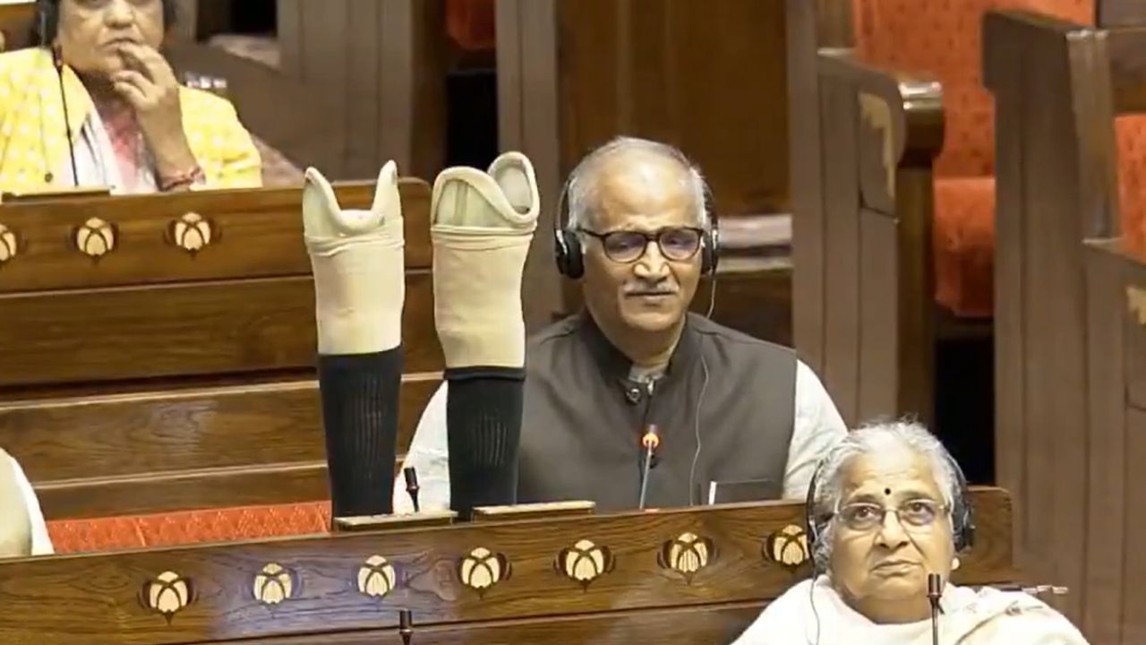 Sadanandan Master News